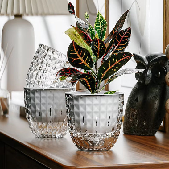 pot-plastique-plante-table-interieur-rond