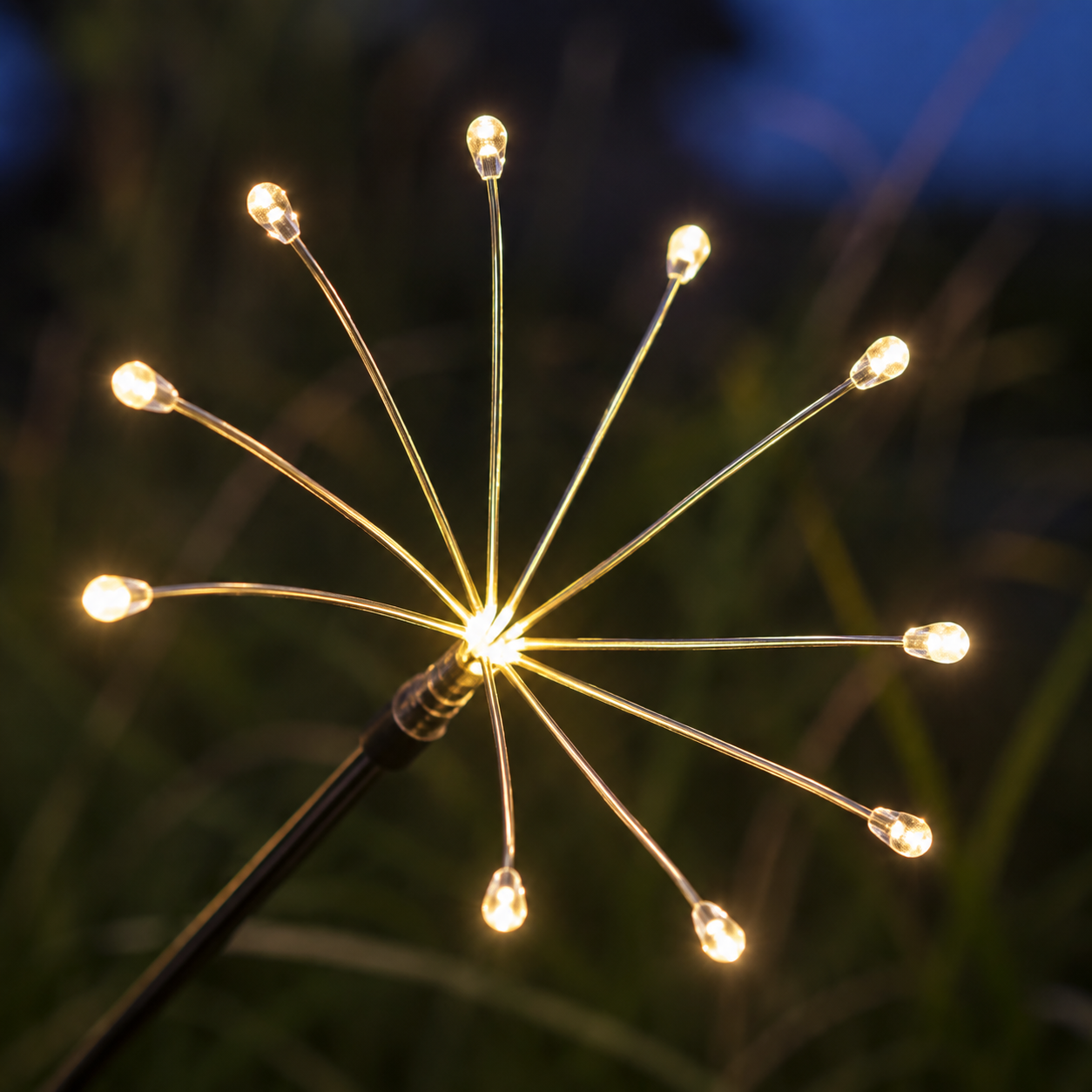 Lampe solaire exterieur PurÉclosion gros plan
