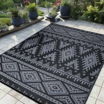Tapis-exterieur-terrasse-losange-noir-et-gris